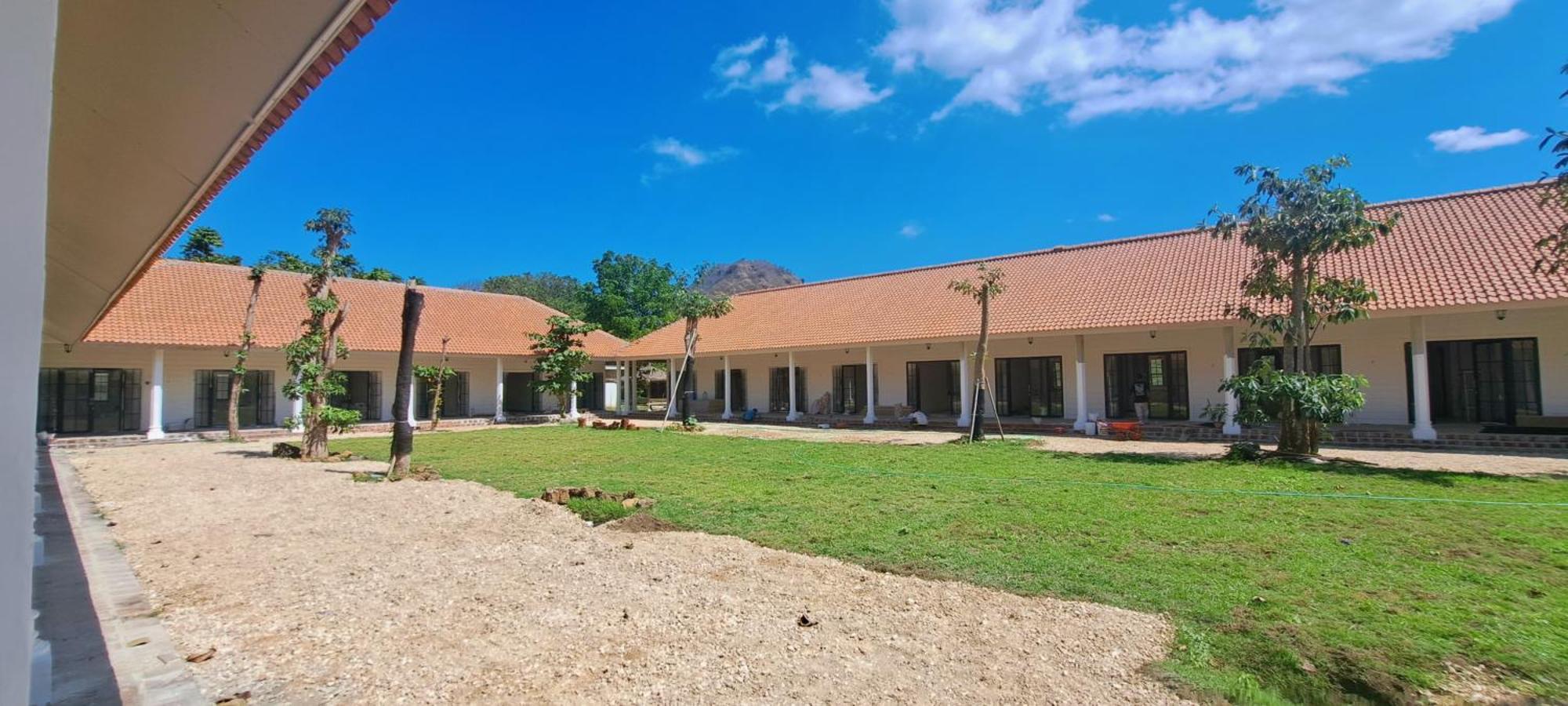 Pasir Putih Resort & Resto Maluk Dış mekan fotoğraf